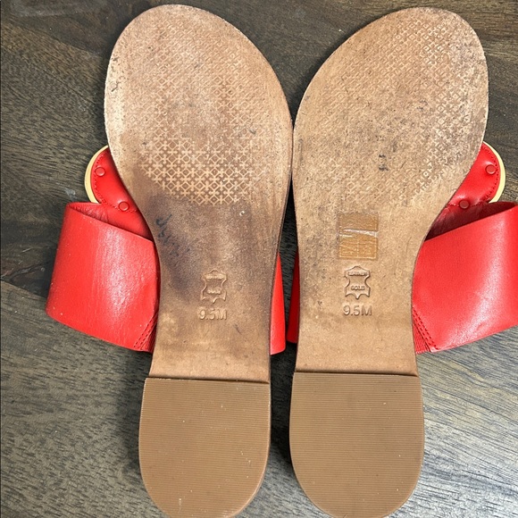 Tory Burch Red Sandals with Gold Accents - Picture 4 of 11